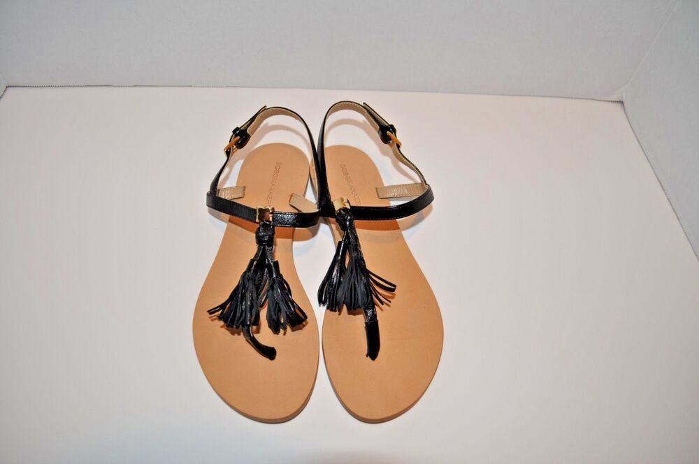 BCBGMAXAZRIA Flat Tan Leather with Black Straps Fringe Sandals